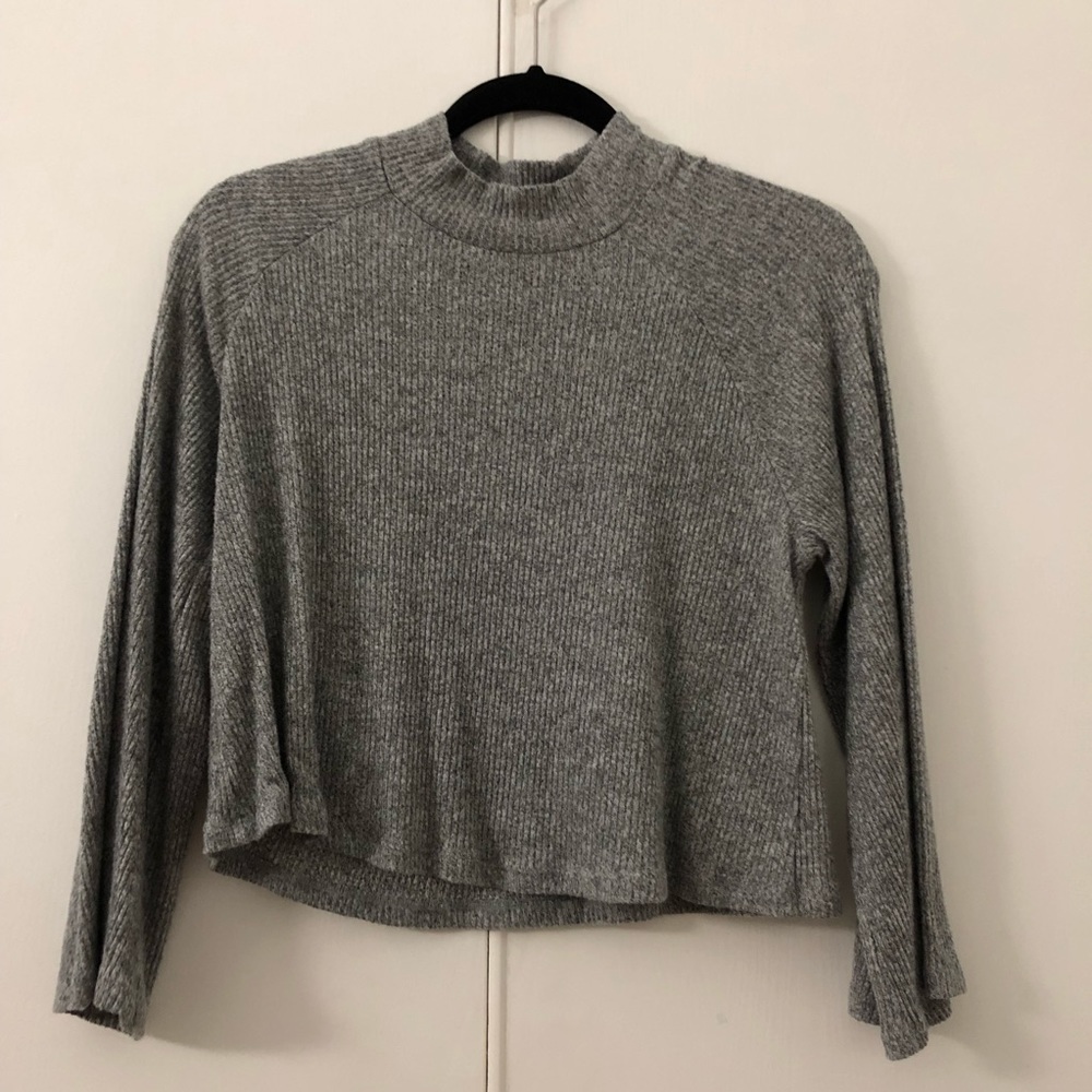 Grey lightweight sweater (S)